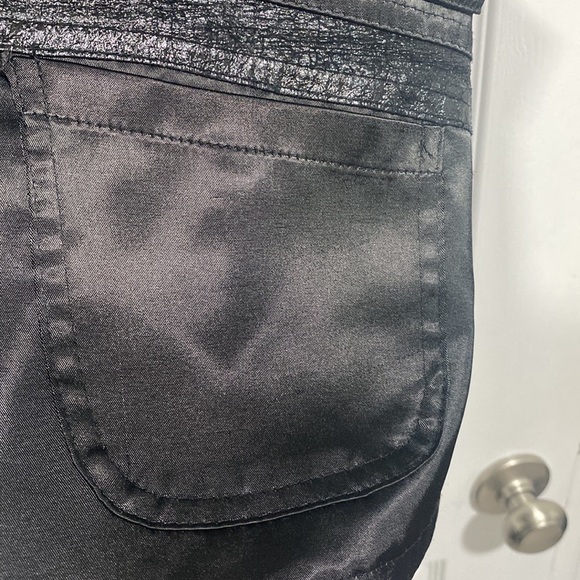 Dress - Picture 7 of 7